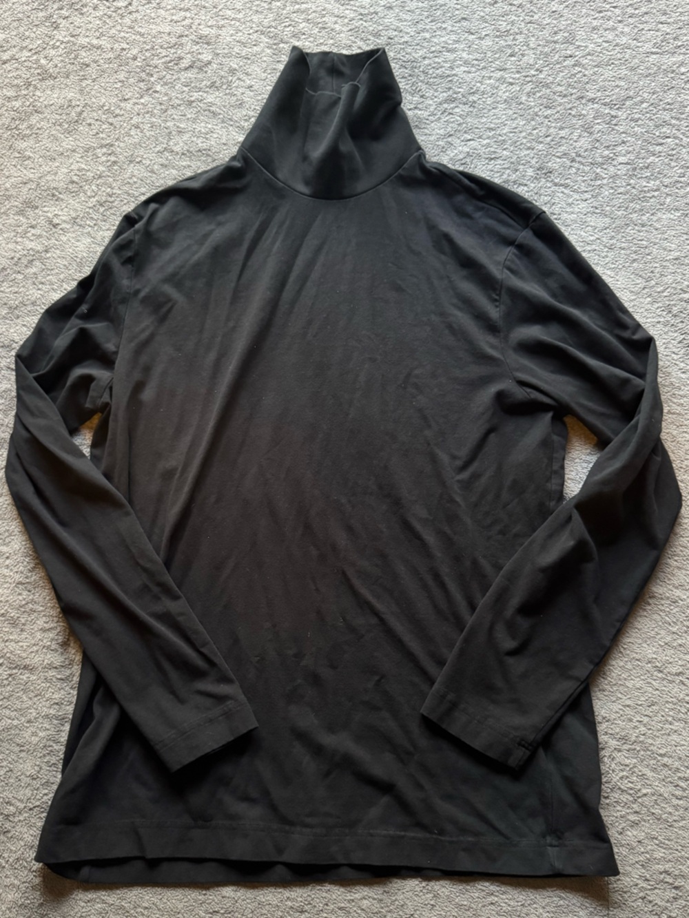 H&M Men's Black Long-Sleeve Crew Neck Tee